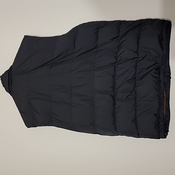 Like new Lands End Goosedown Winter vest W/large pockets for all your gear! - Picture 6 of 10